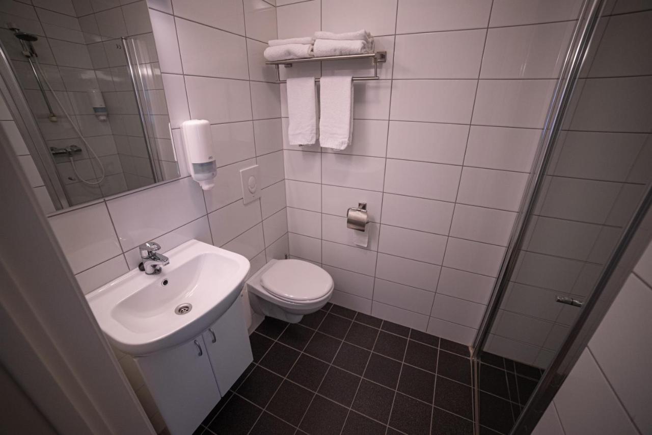Forde Gjestehus Og Camping Экстерьер фото