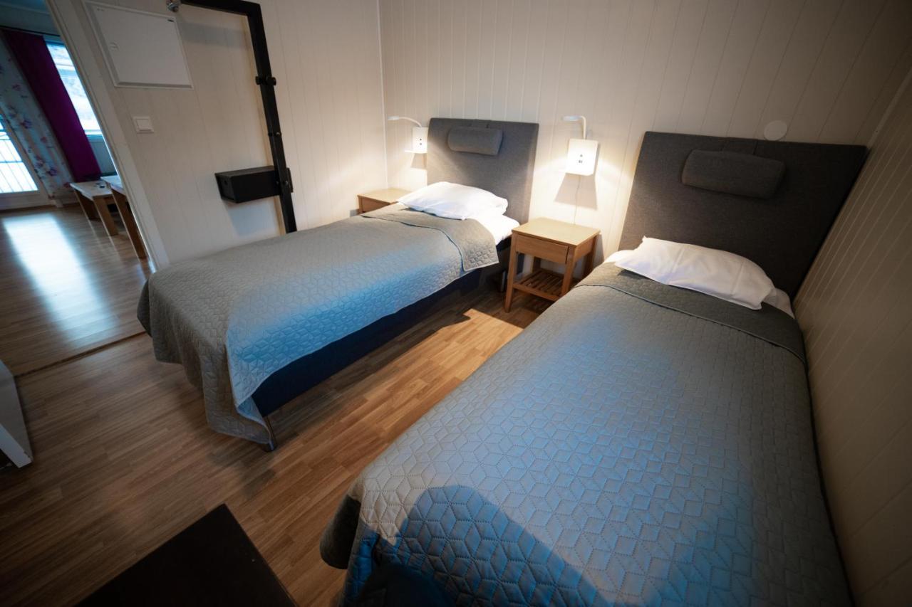 Forde Gjestehus Og Camping Экстерьер фото