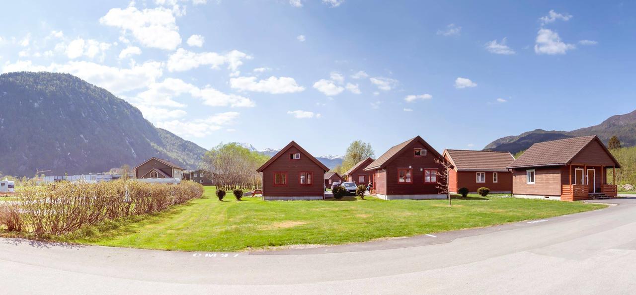 Forde Gjestehus Og Camping Экстерьер фото